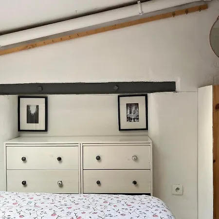 Appartamento Lovely Little Duplex House *