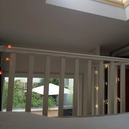 Appartamento Lovely Little Duplex House *